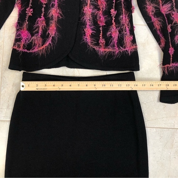 VINTAGE Egoiste black & pink feather blazer midi skirt suit size 4 - Picture 12 of 17